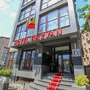 3* Otel Razvan