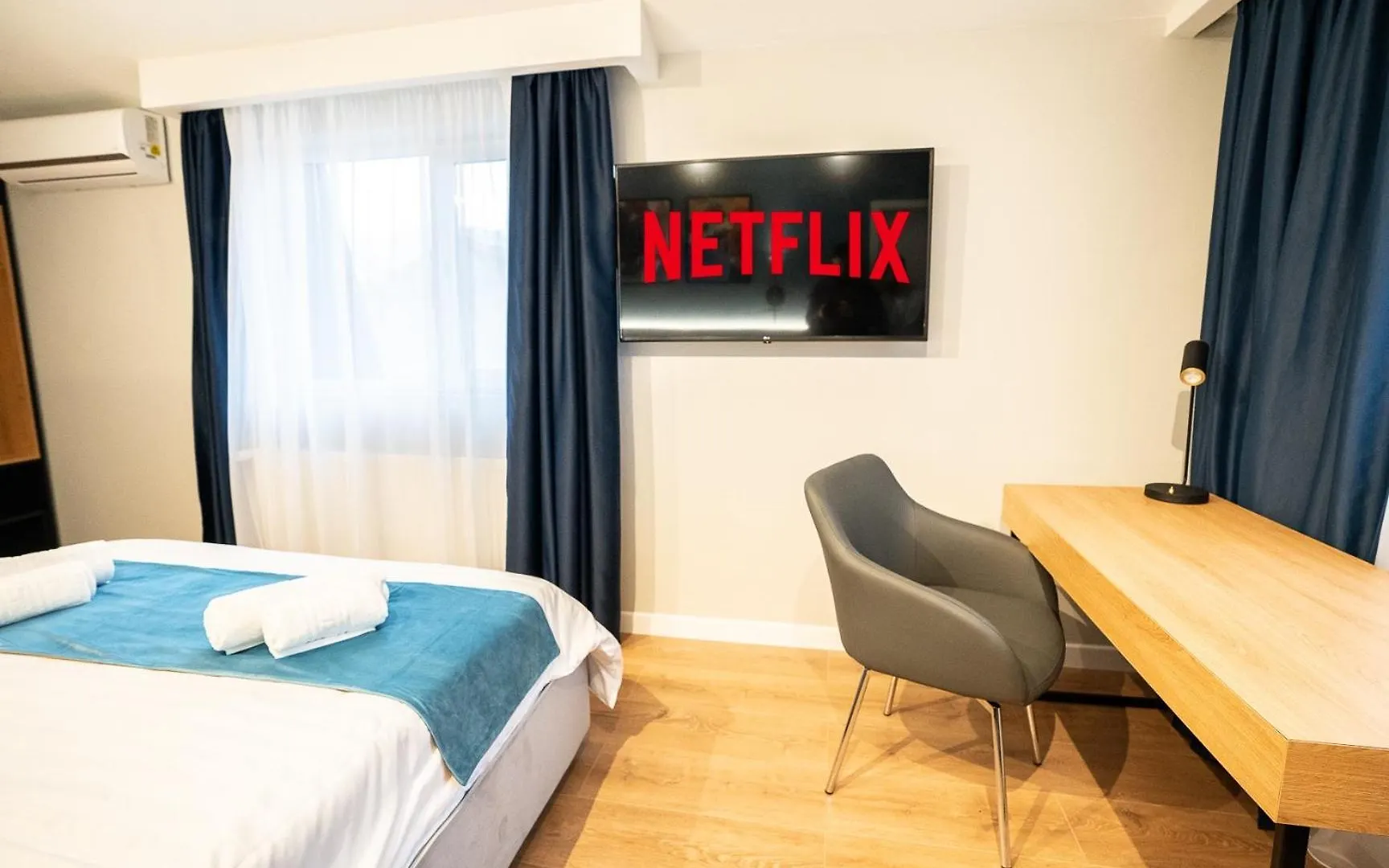 Emil Balaban Luxury Apart-Hotel Bucharest 3*,  Romania