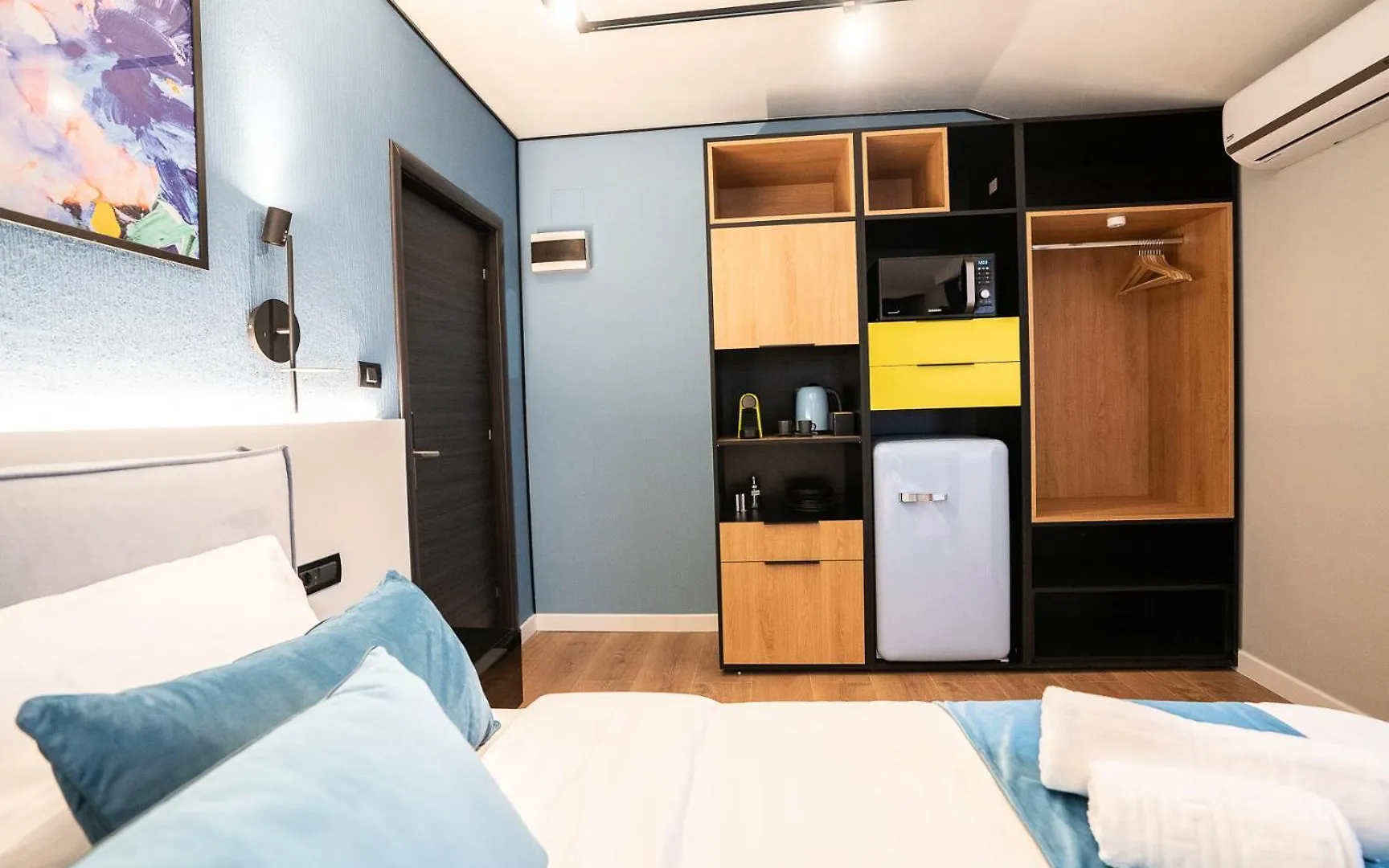 Emil Balaban Luxury Apart-Hotel Bükreş 3*,